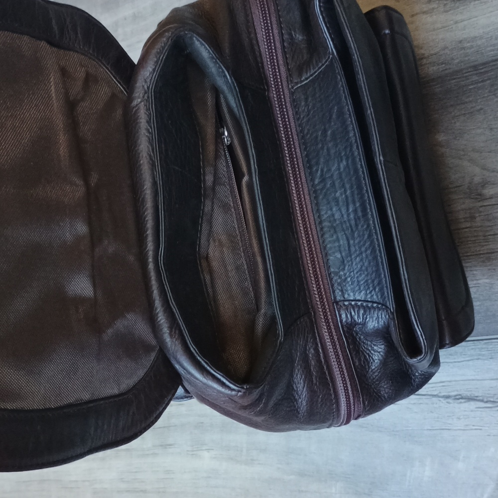 Osgoode Marley Elegant Dark Brown Leather Purse Backpack - Picture 7 of 16